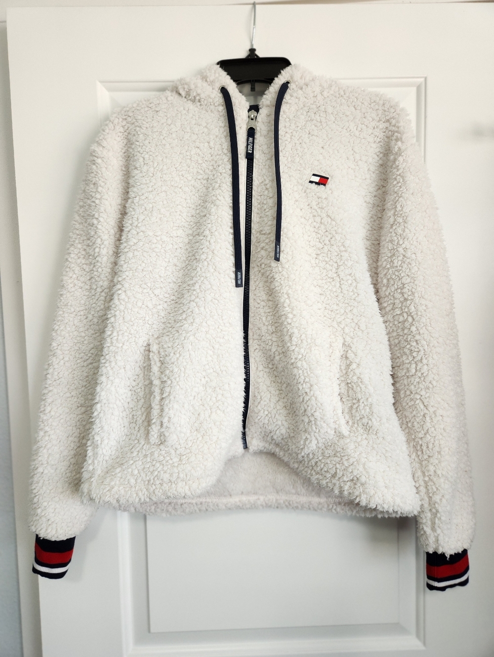 Tommy Hilfiger Sport Cream Sherpa Zip Hoodie with Navy Trim